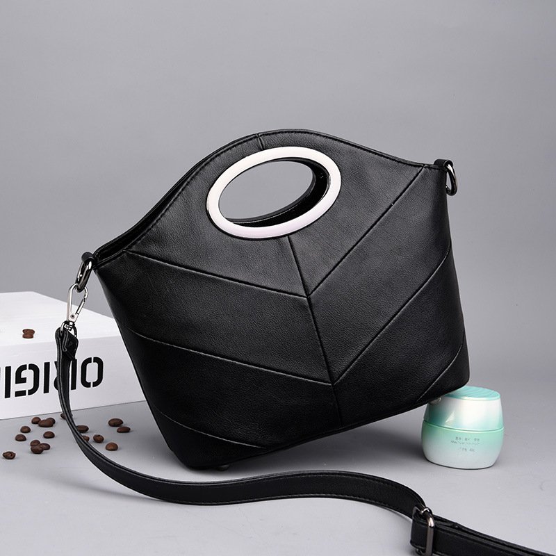 Bag women 2021 autumn and winter new fashion ladies handbags hit color single shoulder messenger mother bag