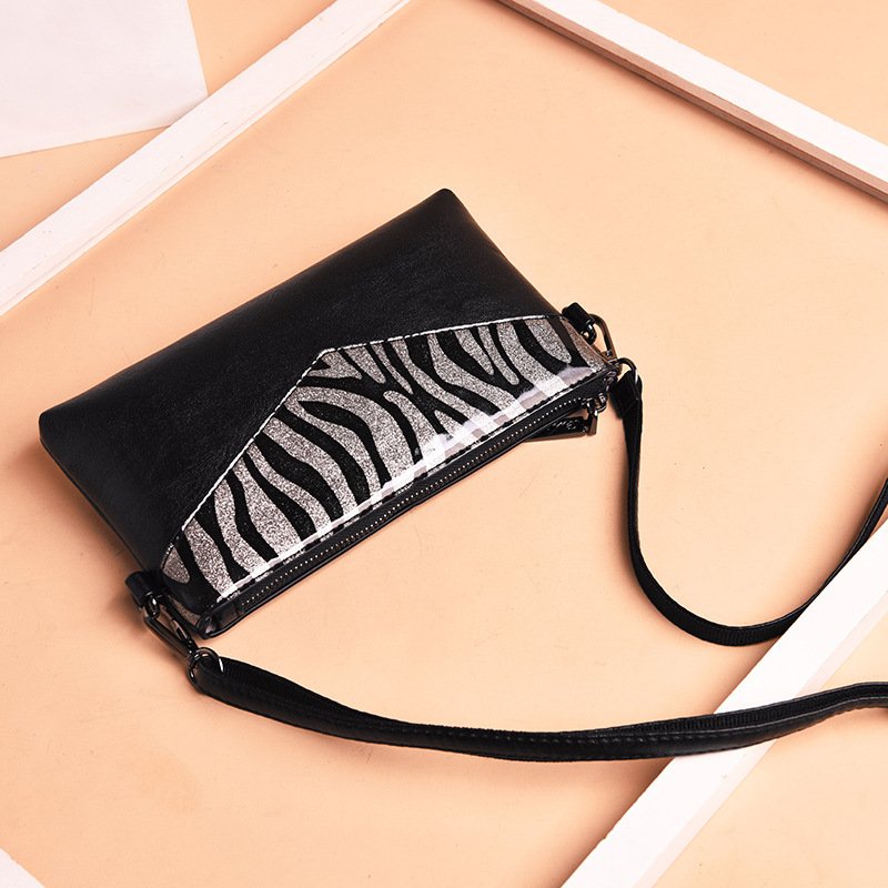 Clutch bag female 2021 new middle-aged female bag summer small bag clutch bag